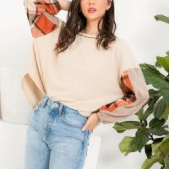 THML Tops - 𝅺waffle knit top with plaid sleeves (very weighty waffle)